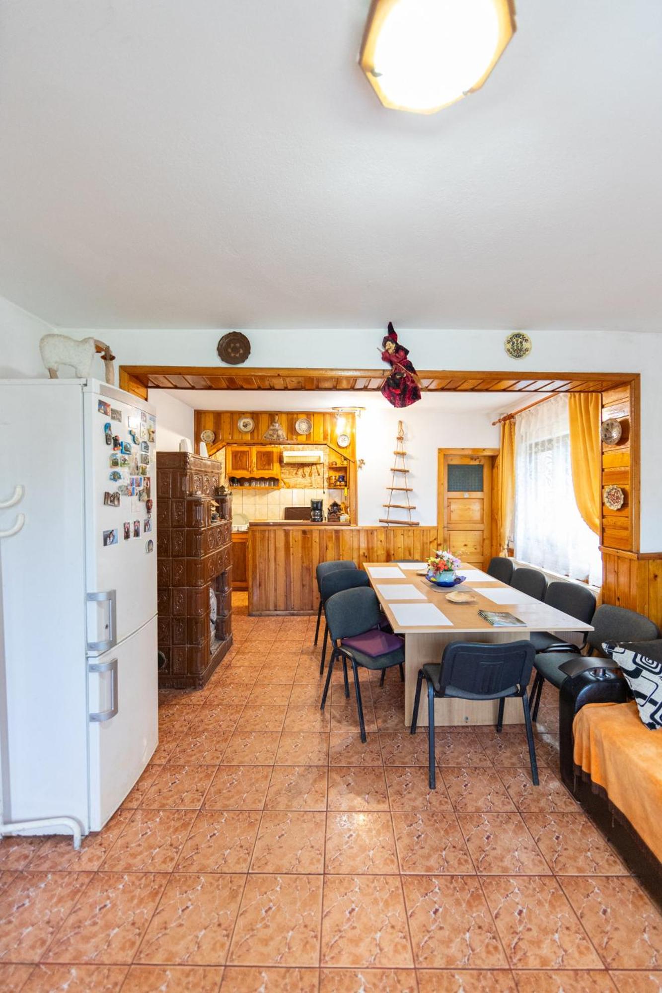Casa Nan Hotel Бран Екстериор снимка